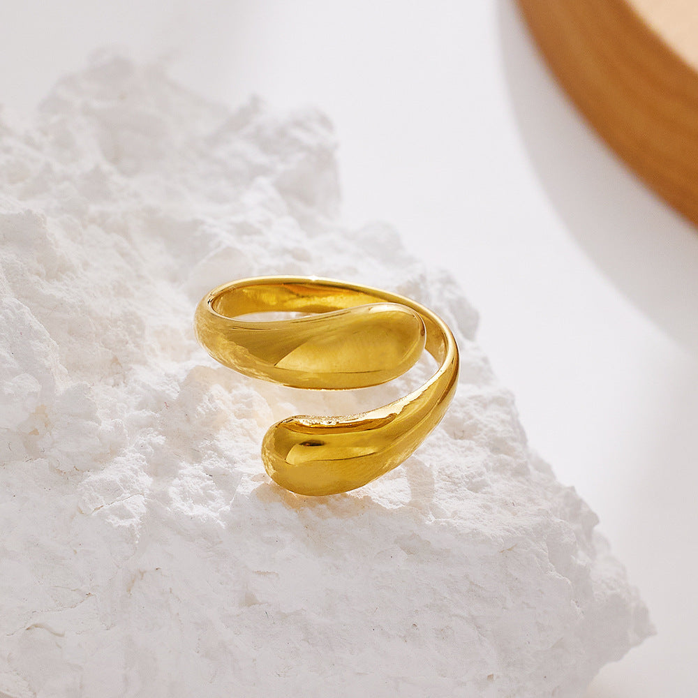 Fluid Fusion Ring