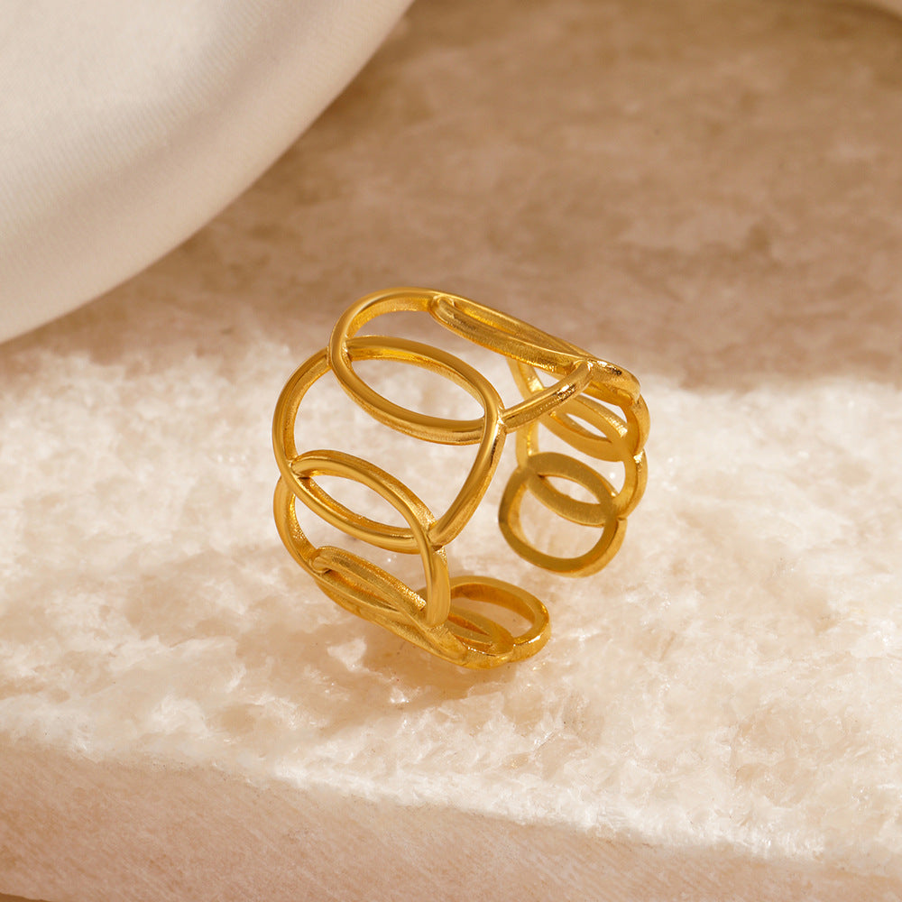 Golden Labyrinth Ring