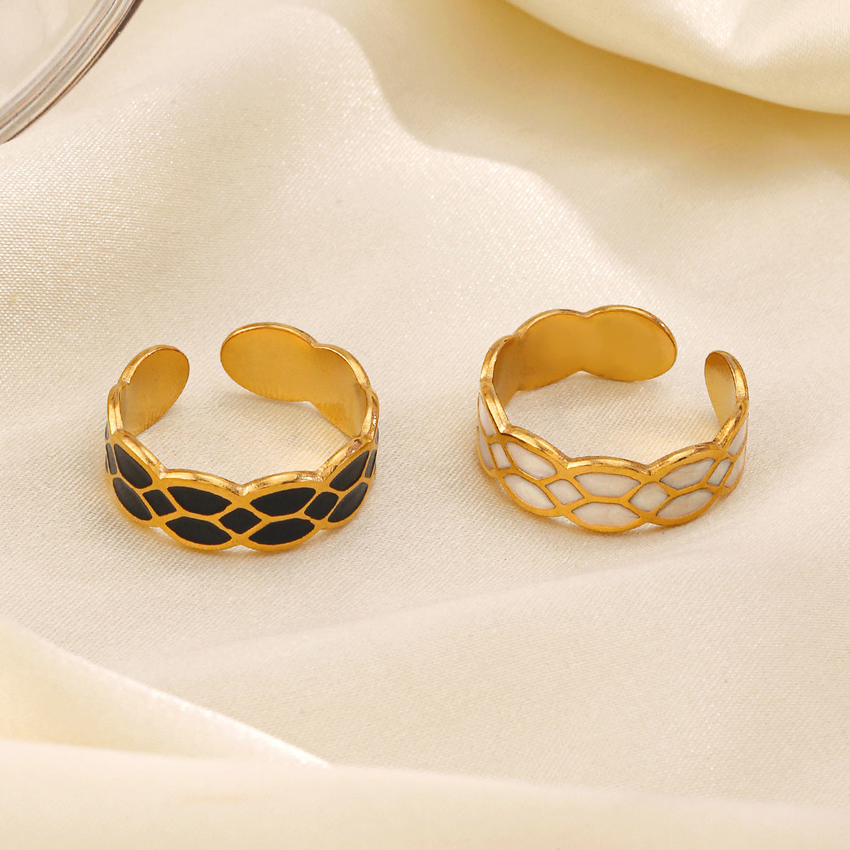 Honeycomb Harvest Ring