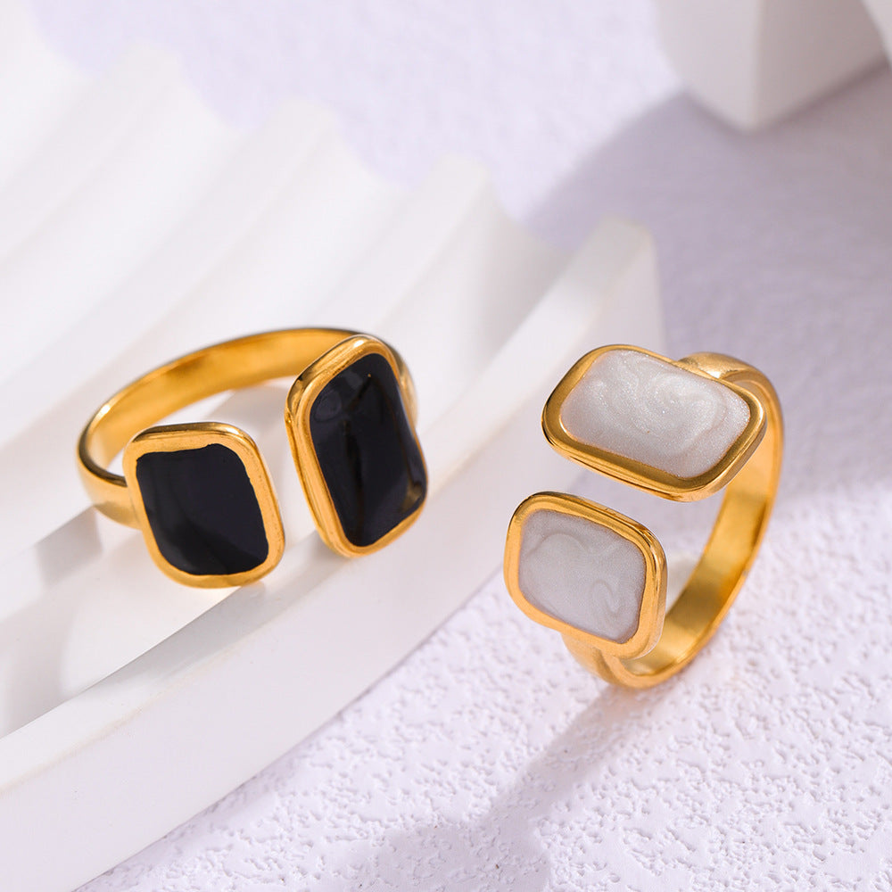 Noir Edge Ring