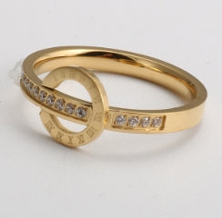 Sparkling Loop Ring