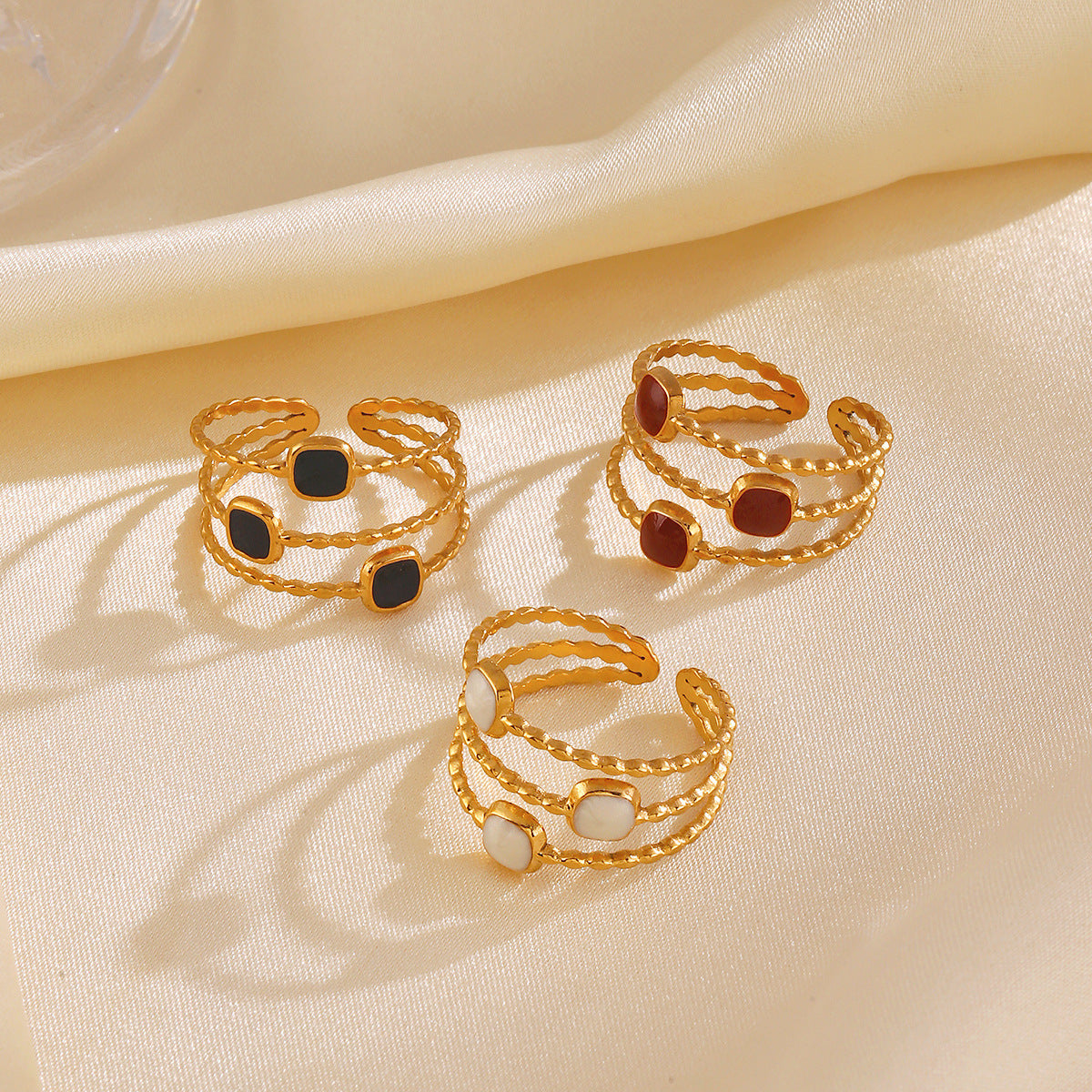 Rope and Pearl Ring